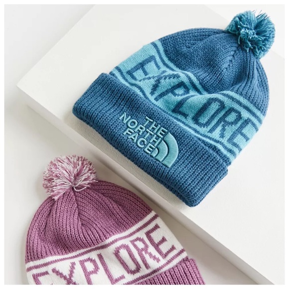 The North Face retro TNF Pom beanie - Picture 2 of 3